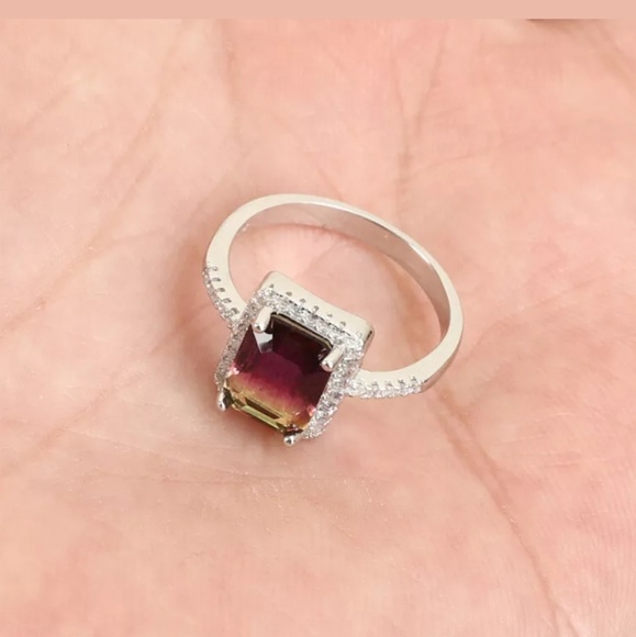 Sultans Amethyst &white sapphire sterling ring - Picture 3 of 3